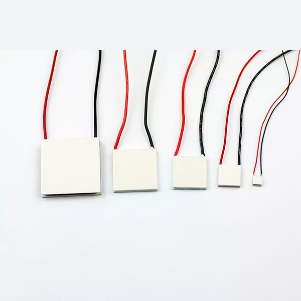 特別なアプリ用のシリアルまたはパラレルを備えた一般的な TE クーラー